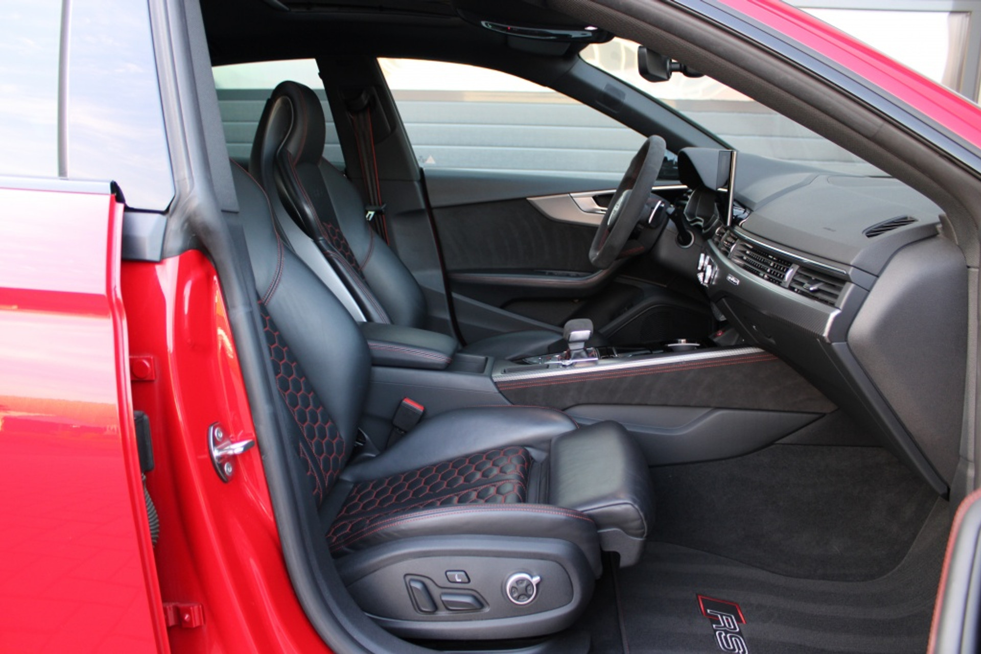 45839194-35.jpg