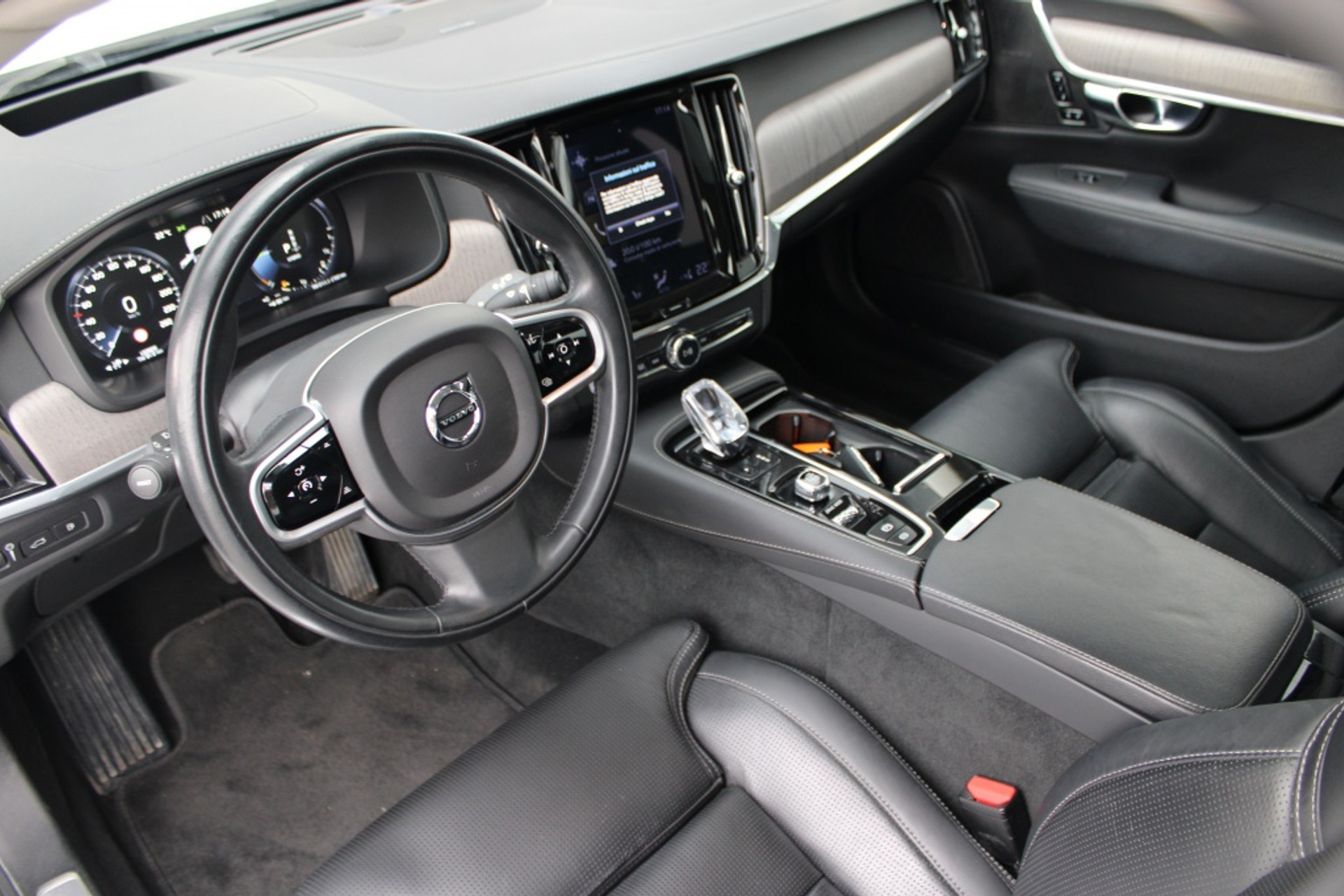 46760276-9.jpg